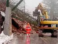 La frana tra Ponte Serra e Ponte Oltra