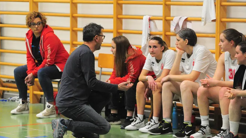 Un time out del coach Roberto Piazza