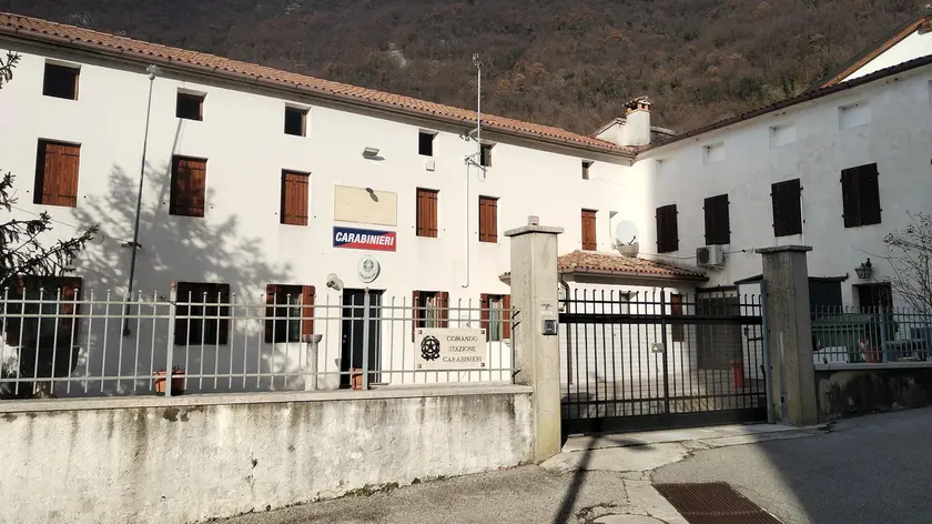 L’attuale sede provvisoria della caserma dei carabinieri nel centro di Vas