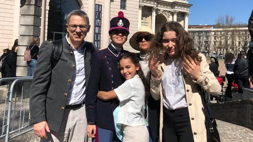 Giorgia Bianco con la famiglia nel giorno del giuramento