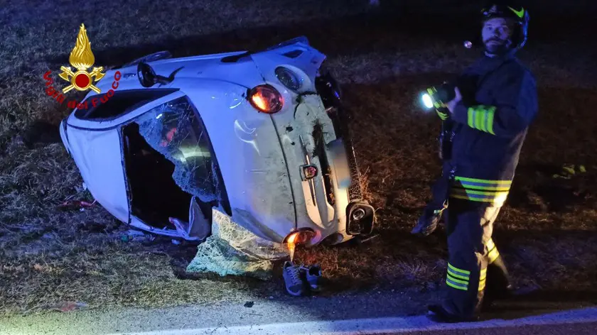 La Fiat 500 Abarth distrutta nell'incidente avvenuto ai Fant di Sospirolo: morto un trentenne