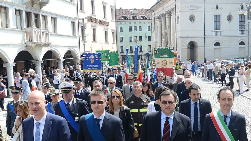 gian paolo perona- perona- belluno- parata 2 giugno